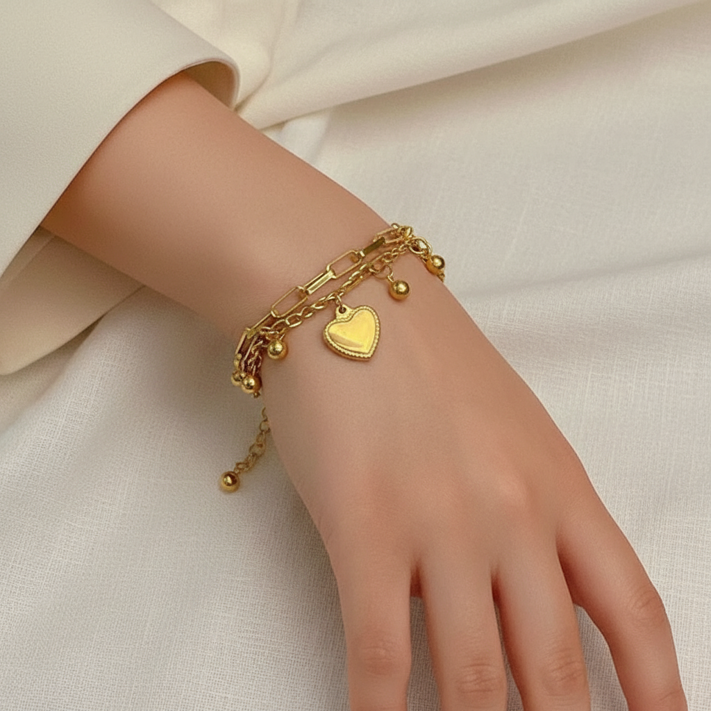 Heart Charm Bracelet – Wrist White Linen