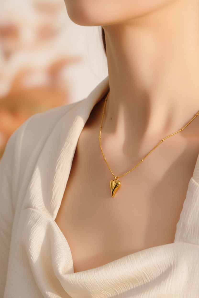 Romantic neckline shot